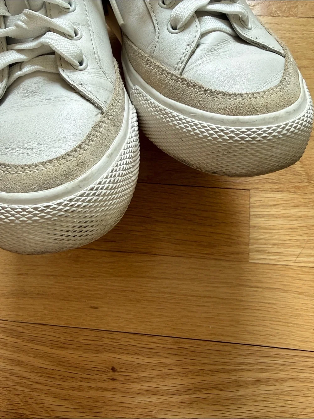 Rag & Bone Women’s White Leather Sneakers With Suede Trim, Size 8.5